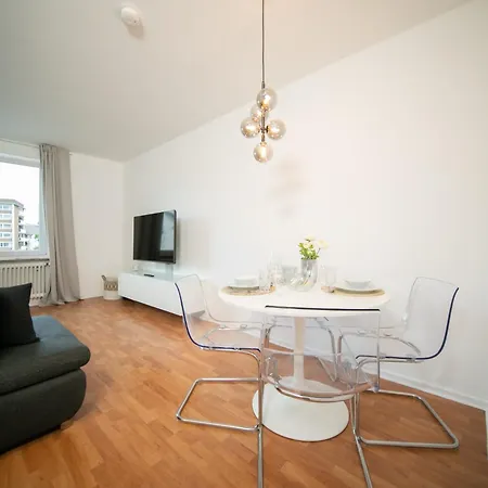 Bright - Zentral Mit Kueche - 65 Sqm - Messe Apartment *