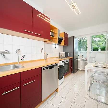 Apartment Bright - Zentral Mit Kueche - 65 Sqm - Messe